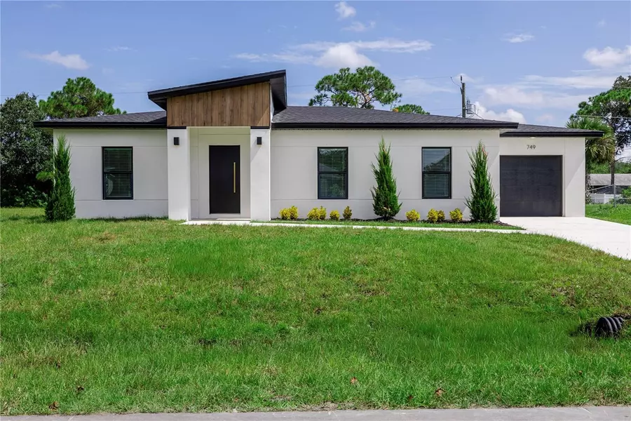 749 DARBY AVE SW, Palm Bay, FL 32908