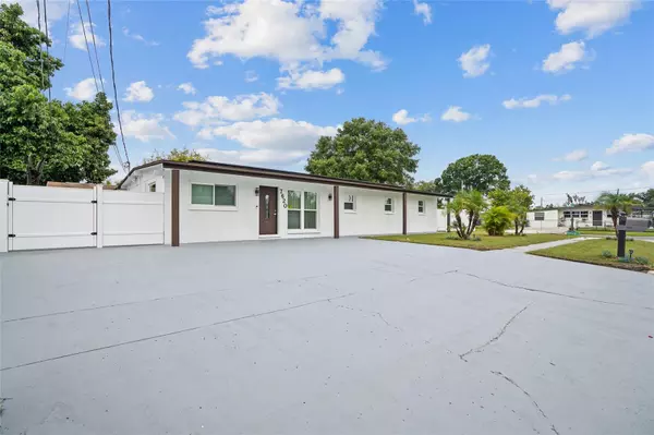 Tampa, FL 33619,7620 DENNISON DR