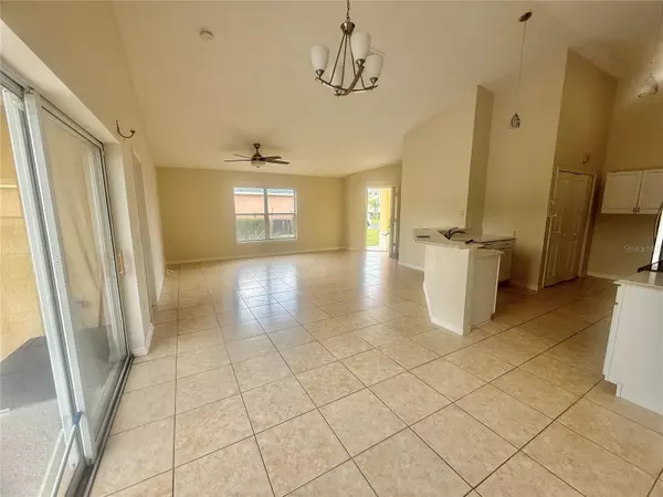 Davenport, FL 33896,927 RESERVE PL