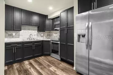 Orlando, FL 32822,4211 S SEMORAN BLVD #1