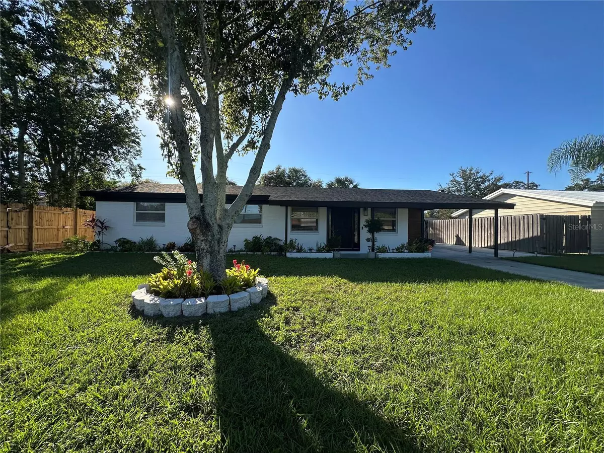 Winter Haven, FL 33881,2044 LEISURE DR