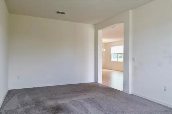 Apopka, FL 32712,2164 CARRIAGE POINTE LOOP