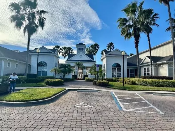 Winter Garden, FL 34787,330 SOUTHERN PECAN CIR #208