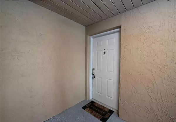 Orlando, FL 32837,9909 SWEEPSTAKES LN #4