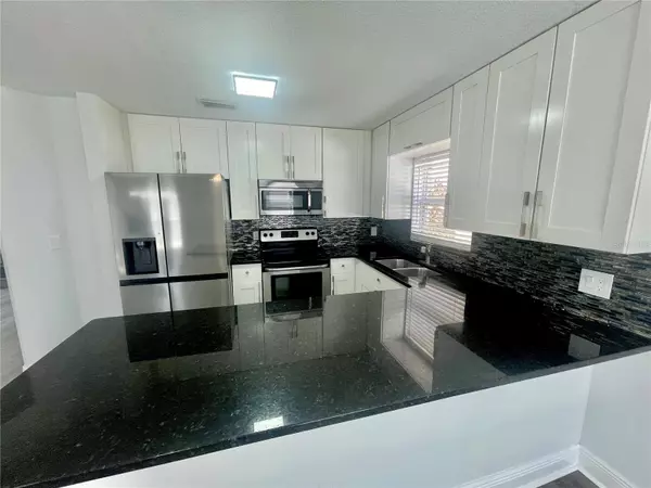 Kissimmee, FL 34746,2531 HAMLET LN