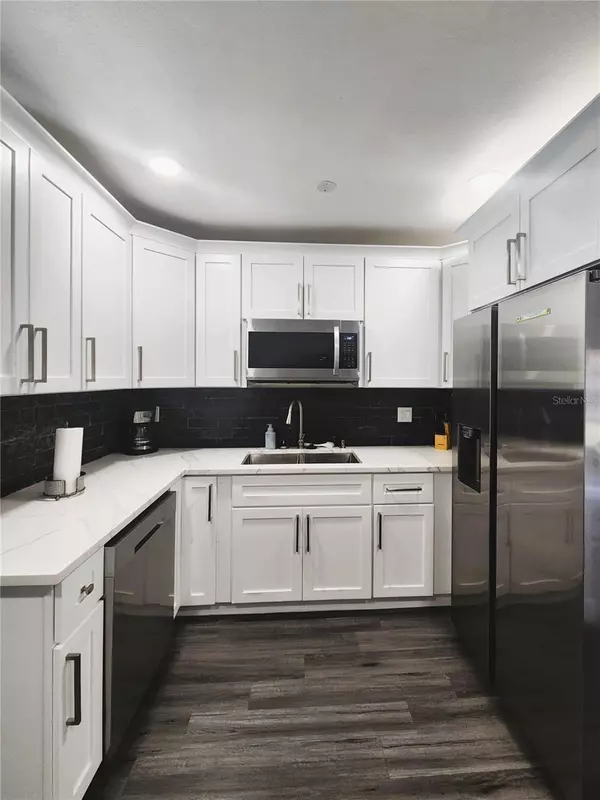 Kissimmee, FL 34759,8 CHIP CT