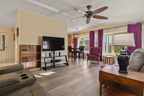 Winter Haven, FL 33880,4077 ROLLING OAKS DR