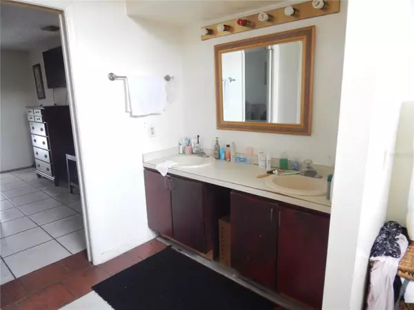 Kissimmee, FL 34746,Address not disclosed