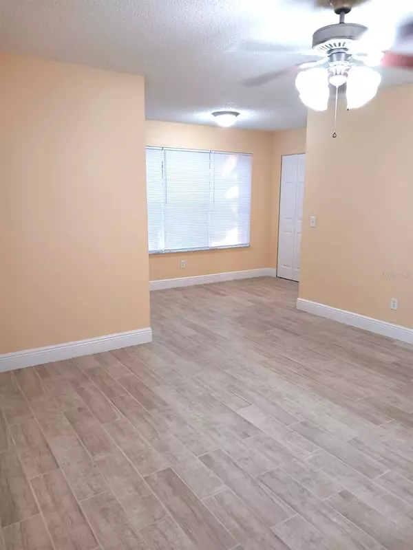 Orlando, FL 32822,4518 COMMANDER DR #1923