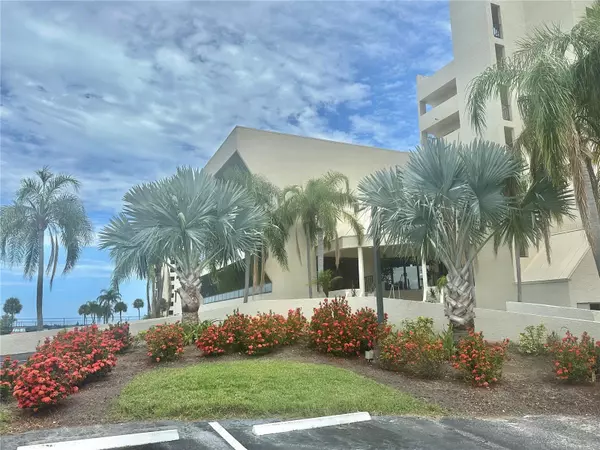 Hudson, FL 34667,6009 SEA RANCH DR #314