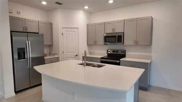 Kissimmee, FL 34758,2207 PORTRAIT STREET