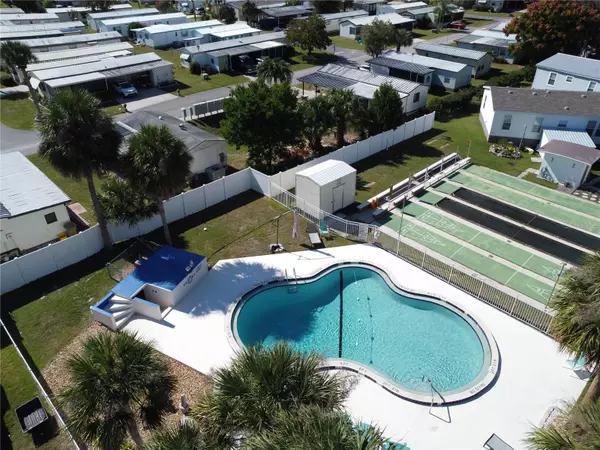 Fruitland Park, FL 34731,3896 PICCIOLA RD #371