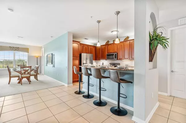 Orlando, FL 32819,5036 SHOREWAY LOOP #30405