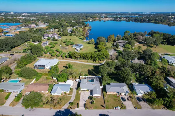 Winter Haven, FL 33880,807 AVENUE L SE