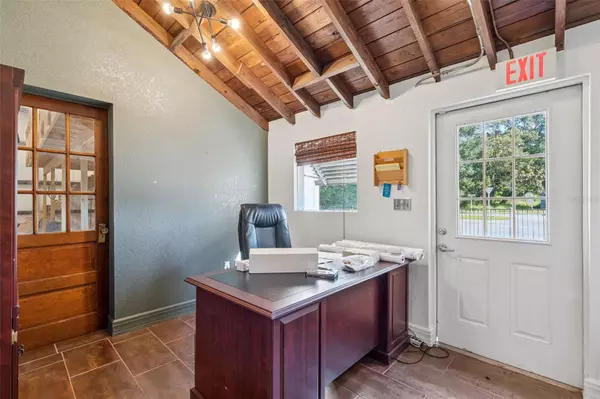 Orlando, FL 32810,6318 FOREST CITY RD