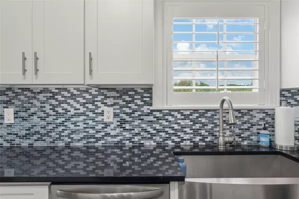 Celebration, FL 34747,438 WATER ST #438