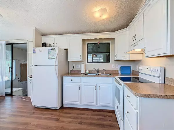 Clermont, FL 34714,9000 US HWY 192 #105