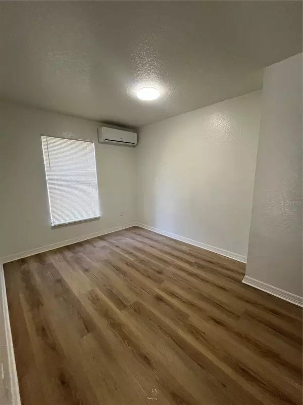 Orlando, FL 32805,1045 W GORE ST