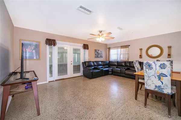 Orlando, FL 32827,8312 MARA VISTA CT