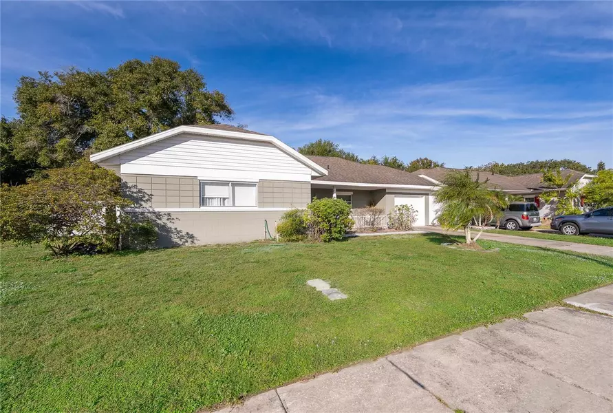 8312 MARA VISTA CT, Orlando, FL 32827