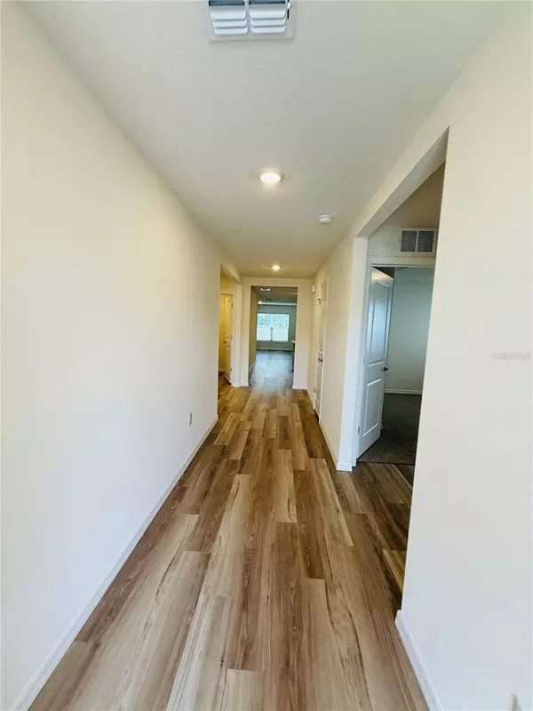 Ocala, FL 34470,2924 NE 20TH TER