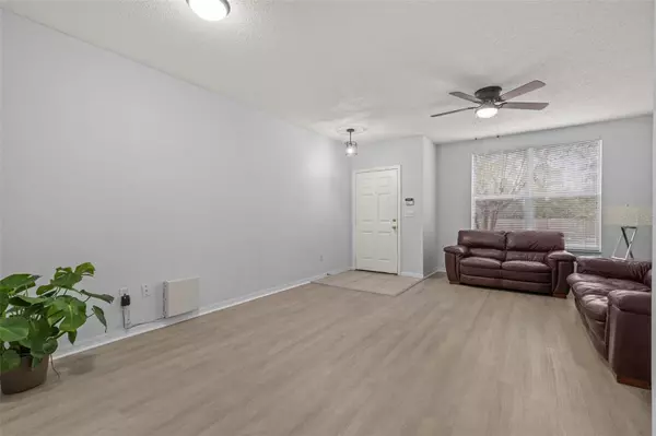 Riverview, FL 33578,6124 OSPREY LAKE CIR