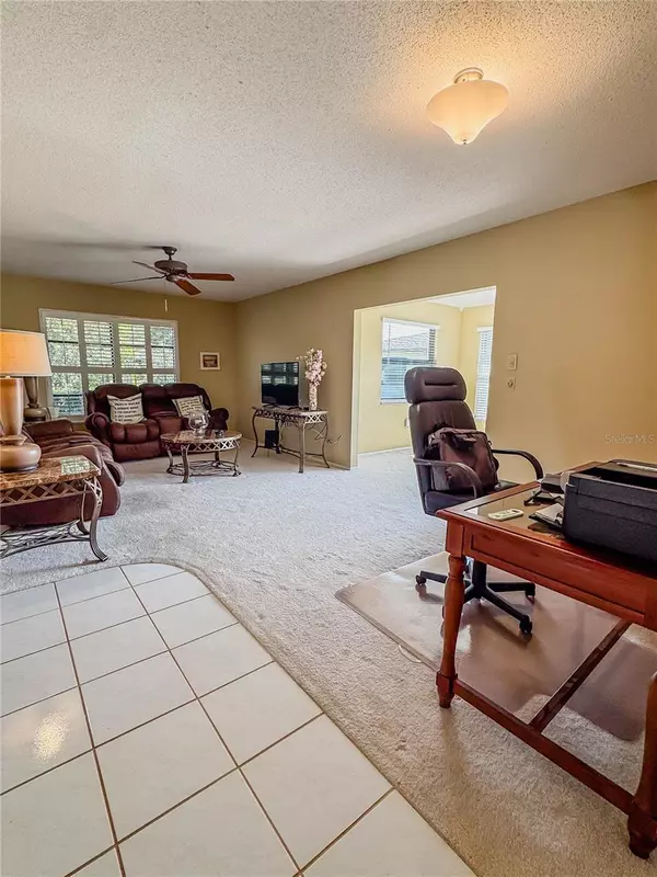 Venice, FL 34293,737 VIVIENDA WEST BLVD #26