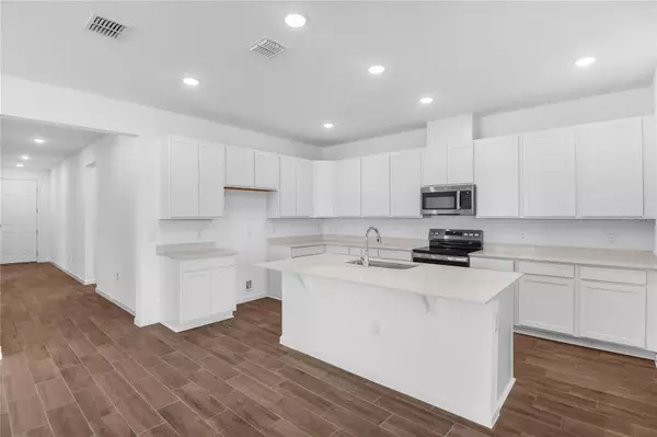 Lake Wales, FL 33859,5355 MICKEY AVE