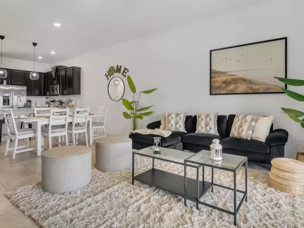 Davenport, FL 33896,1043 SPLASH SHOT PL #2002