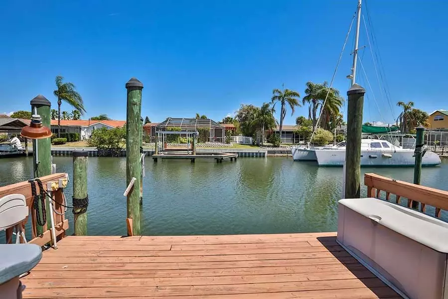 1021 APOLLO BEACH BLVD #1, Apollo Beach, FL 33572