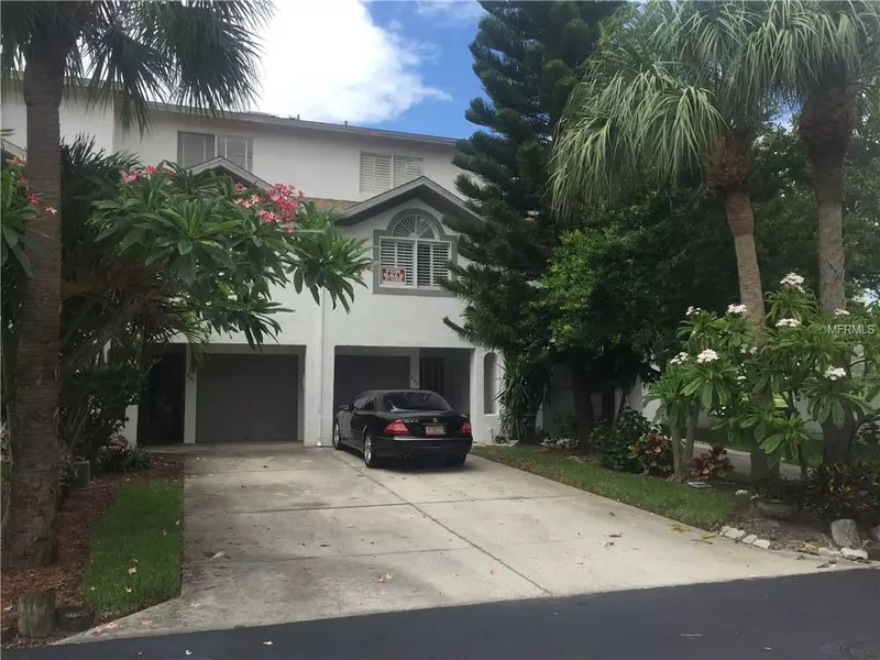 403 MADEIRA CIR, Tierra Verde, FL 33715