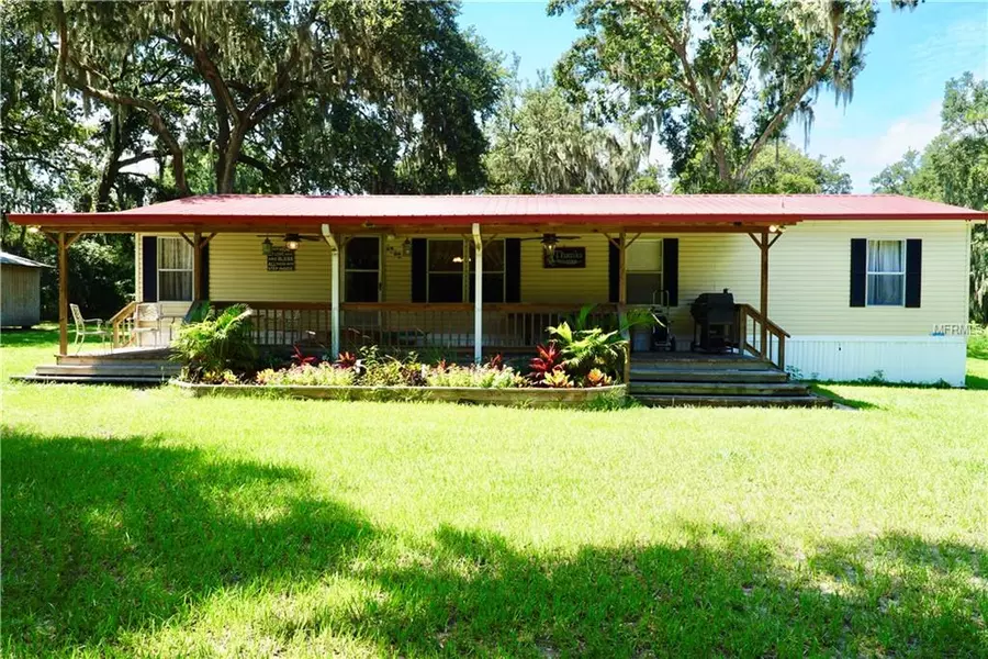 2209 HENDRY RD, Lithia, FL 33547