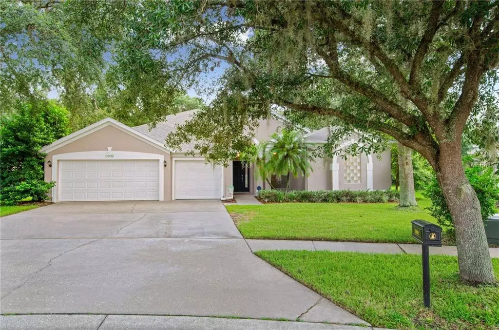 Lithia, FL 33547,5909 FALCONWOOD PL