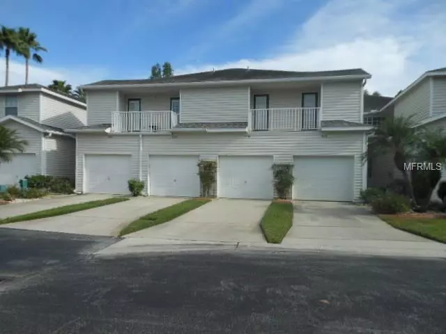 1932 HERON COVE DR, Lutz, FL 33549