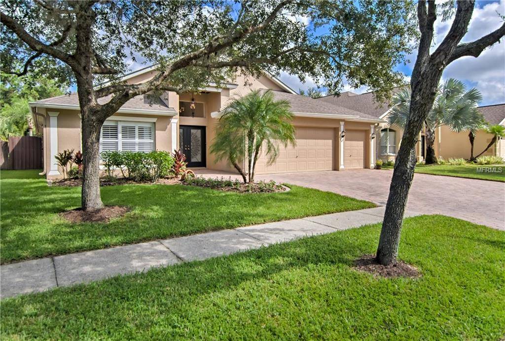 8264 SWANN HOLLOW DR, Tampa, FL 33647