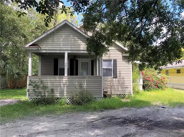 1704 W LOWRY AVE, Plant City, FL 33563