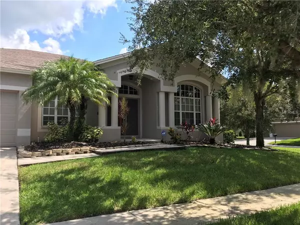 16160 BRIDGEPARK DR, Lithia, FL 33547