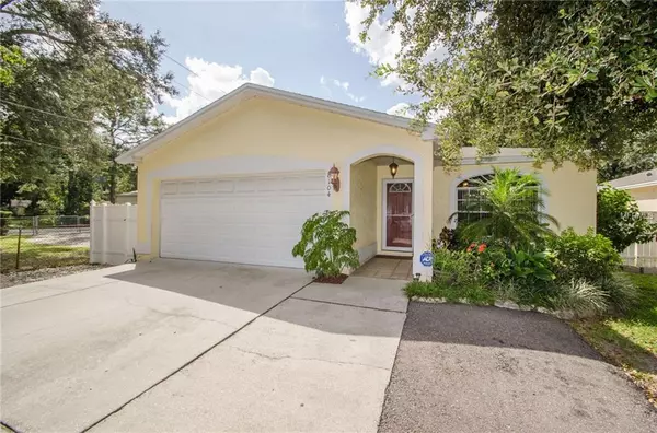 8104 N NEWPORT AVE, Tampa, FL 33604