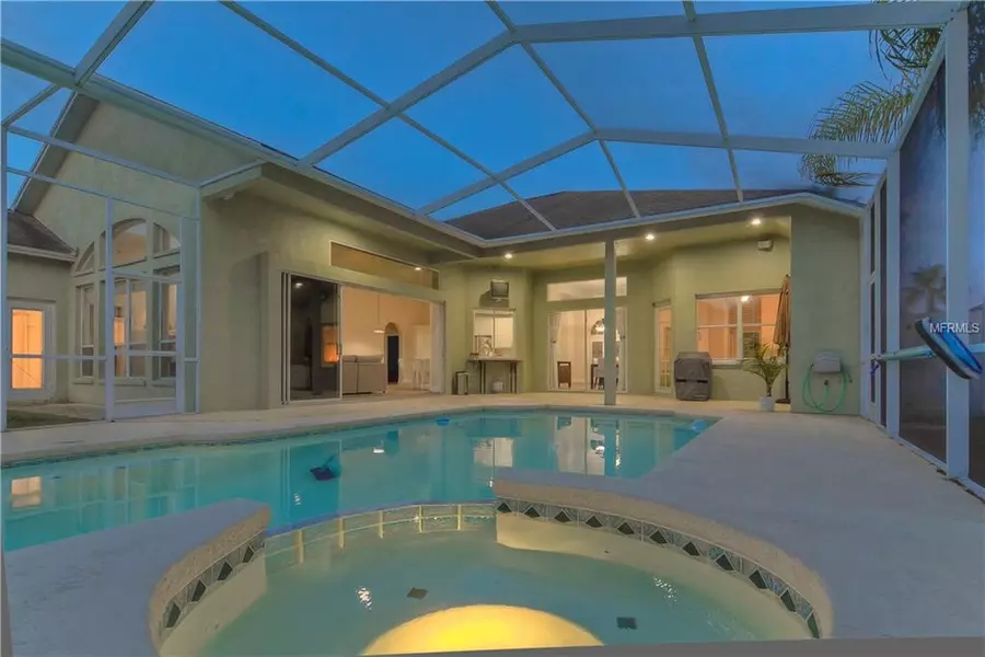 10101 LONDONSHIRE LN, Tampa, FL 33647