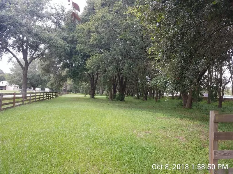 13973 CURLEY RD, Dade City, FL 33525