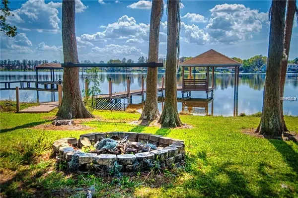 5436 LAKE LE CLARE RD, Lutz, FL 33558