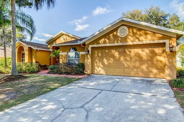 2404 GROVEWAY DR, Valrico, FL 33596