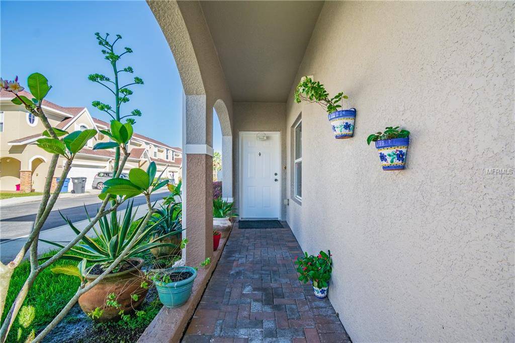 18007 NEW WALES PL, Tampa, FL 33647