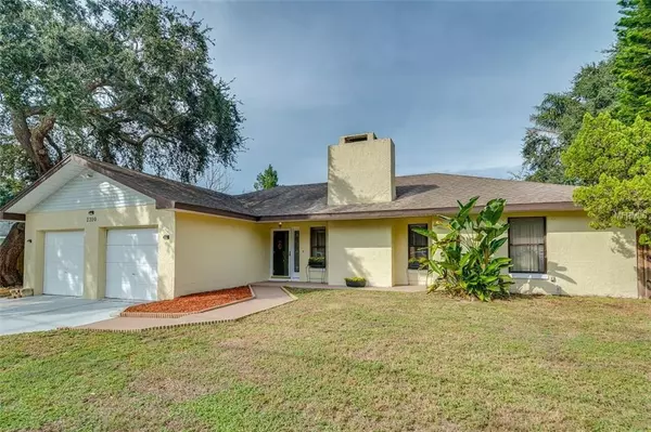 2310 MARGUERITE DR, Auburndale, FL 33823