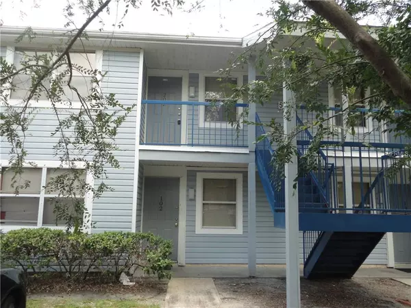 5040 TERRACE PALMS CIR #202, Tampa, FL 33617