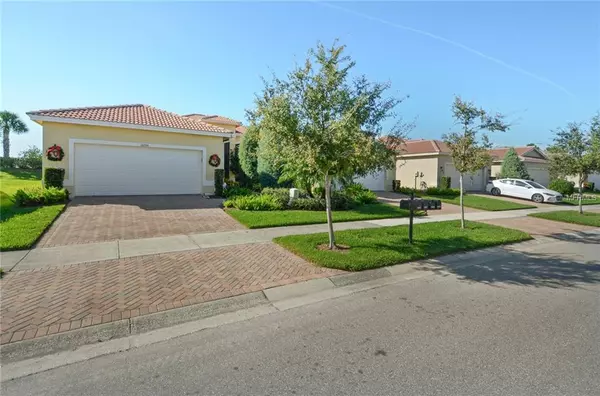 16206 AMETHYST KEY DR, Wimauma, FL 33598
