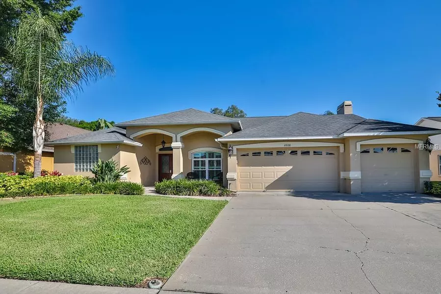 2208 GOLF MANOR BLVD, Valrico, FL 33596