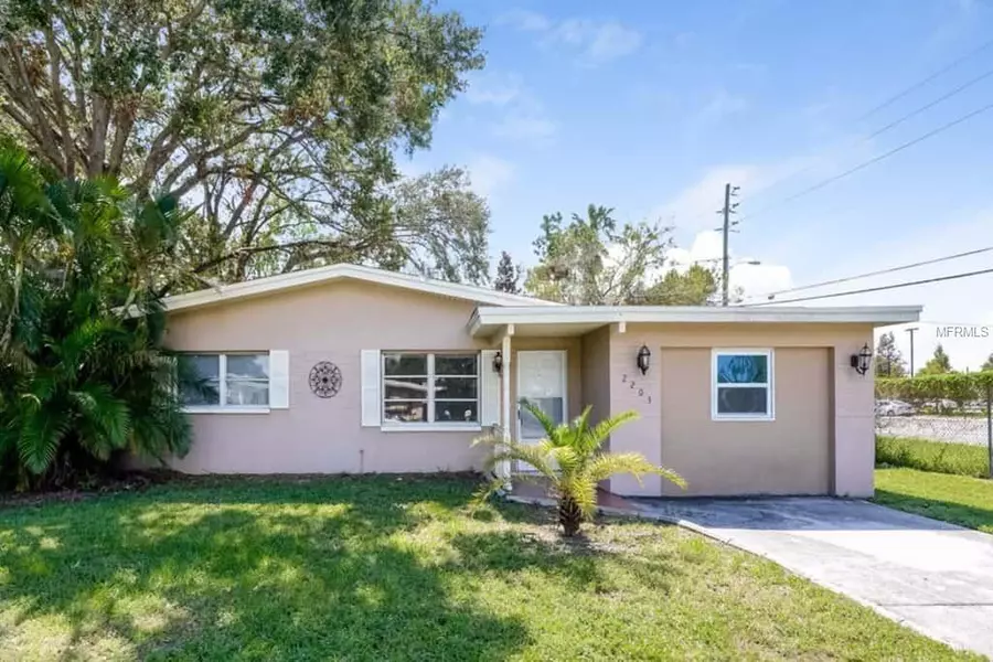 2203 EUCLID CIR S, Clearwater, FL 33764