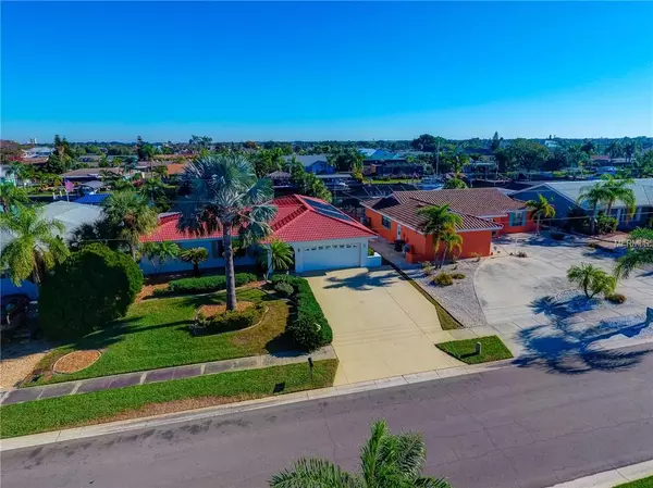 751 FLAMINGO DR, Apollo Beach, FL 33572