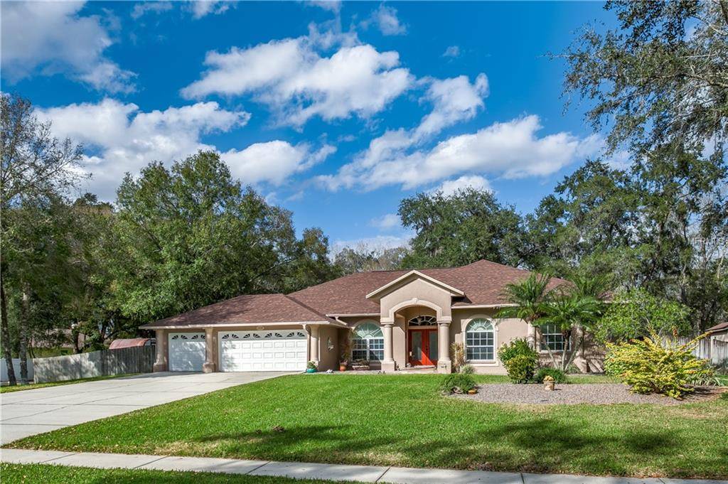 124 MYRTLE RIDGE RD, Lutz, FL 33549